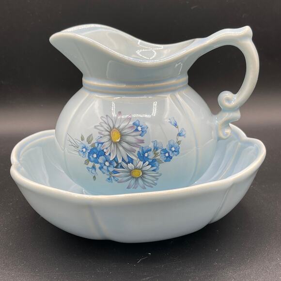 Vintage McCoy Pottery Blue Daisy Pitcher and Basin #7528 - Picture 1 of 11